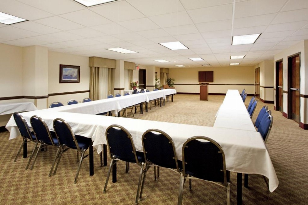 Lexington Inn and Suites