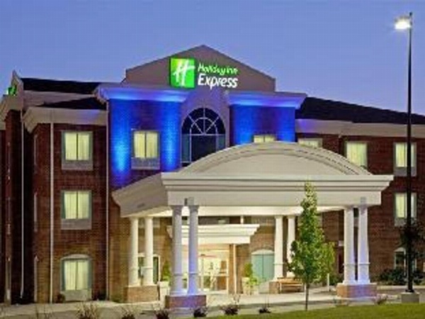 Lexington Inn and Suites image 20