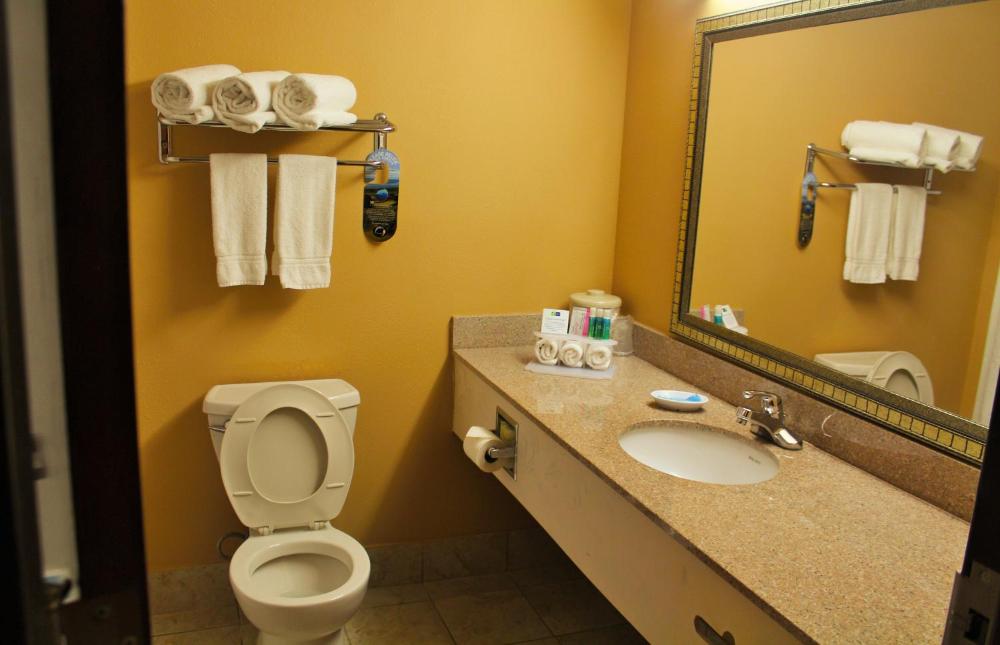Room image 5