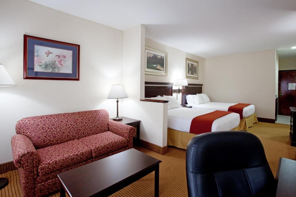 Room image 4